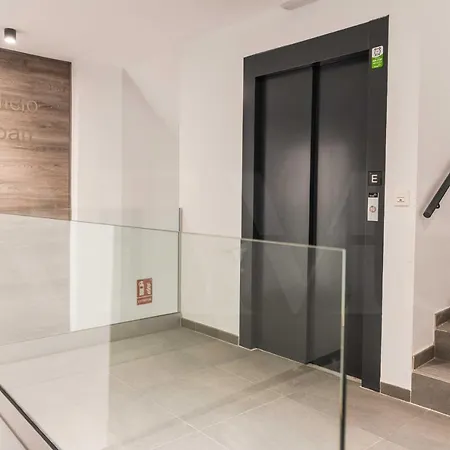 Modern Duplex With A Garden View - Center By Rems * Malaga